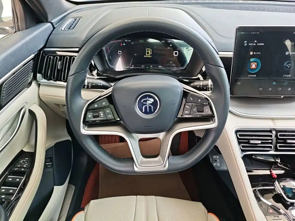 BYD PLUS New Energy — миниатюра 11
