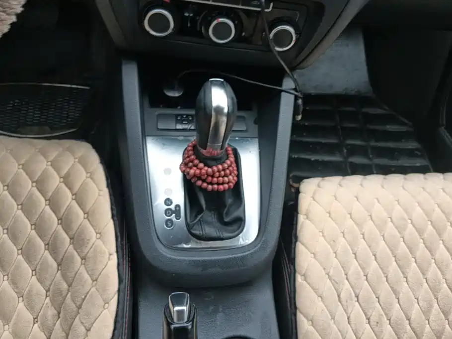 Volkswagen Sagitar — миниатюра 16