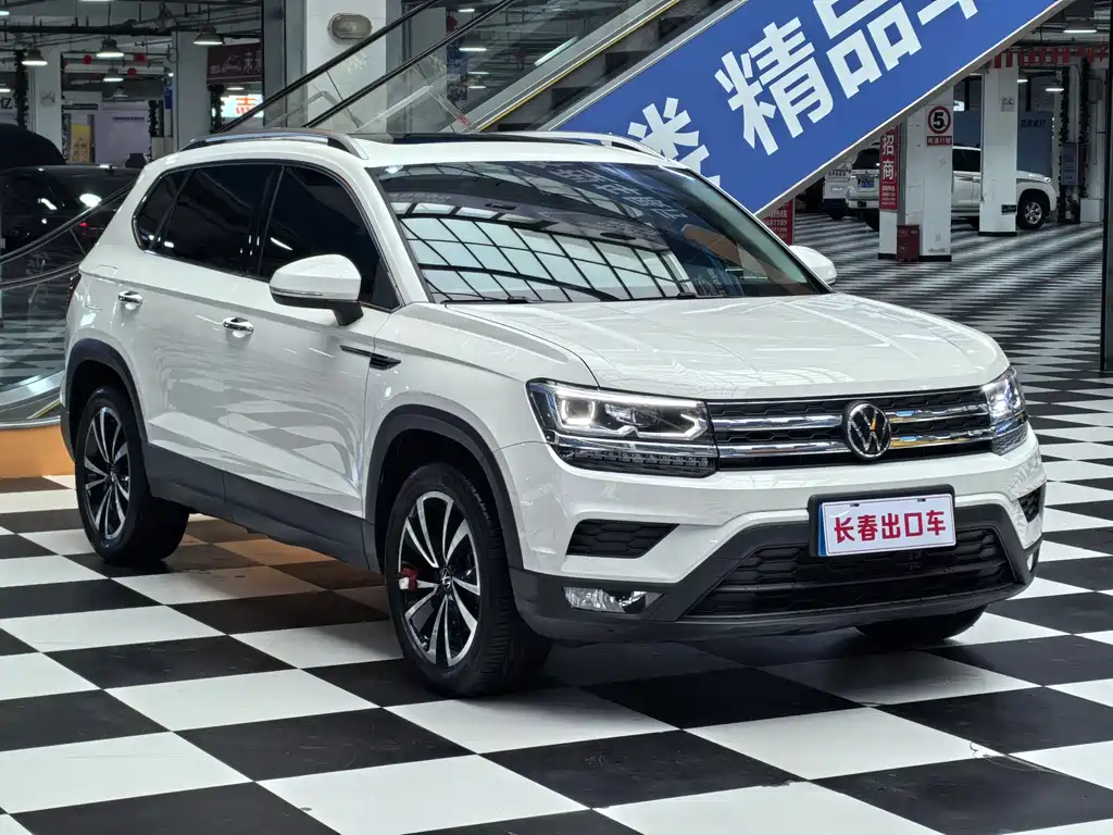 Volkswagen Tharu — миниатюра 3