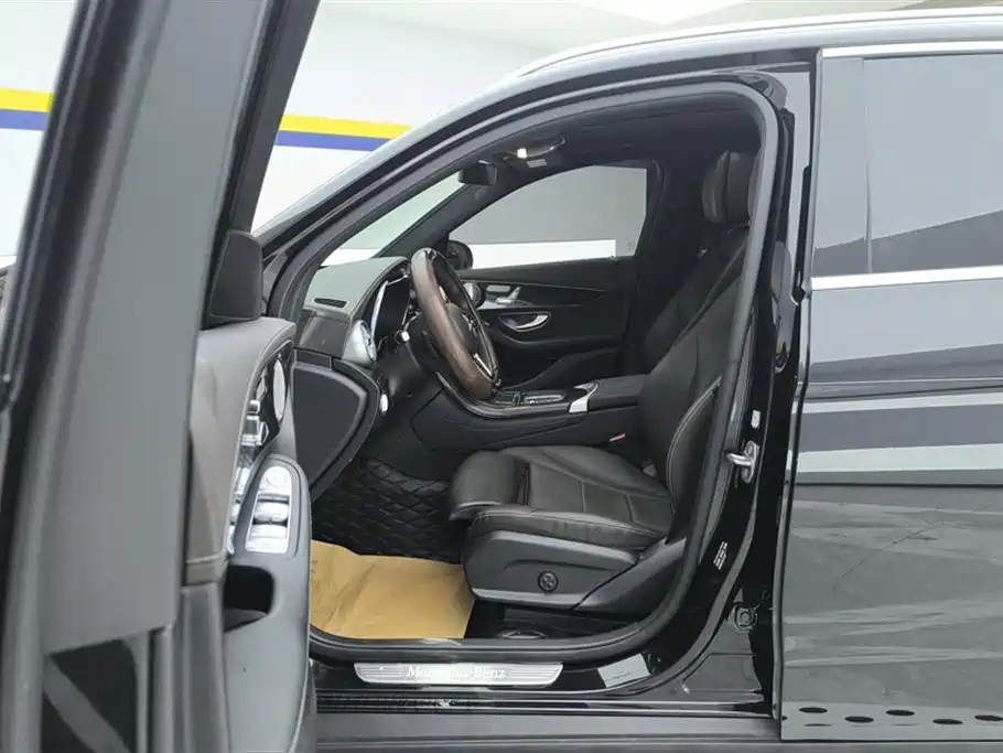 Mercedes-Benz GLC 2022 GLC 260 L 4MATIC