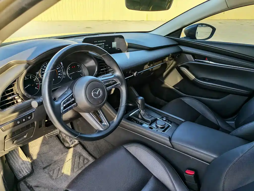 Mazda 3 Axela — миниатюра 7