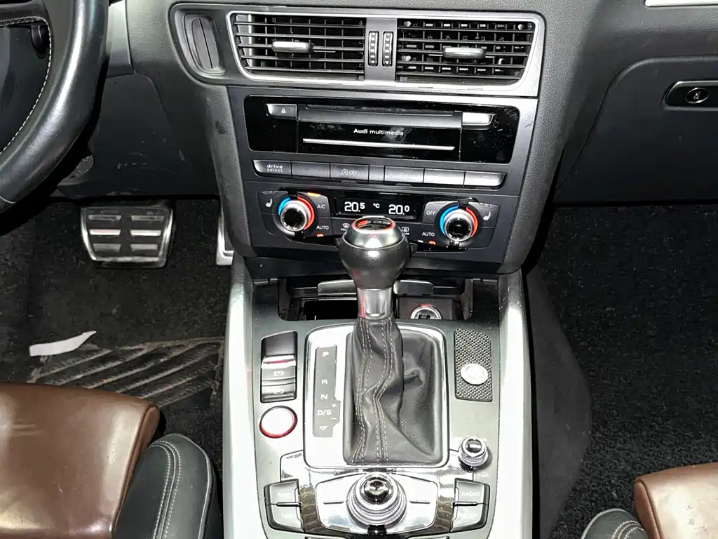 Audi SQ5 — миниатюра 12