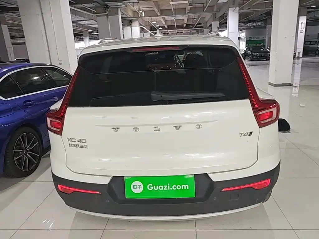 Volvo XC40 — миниатюра 6