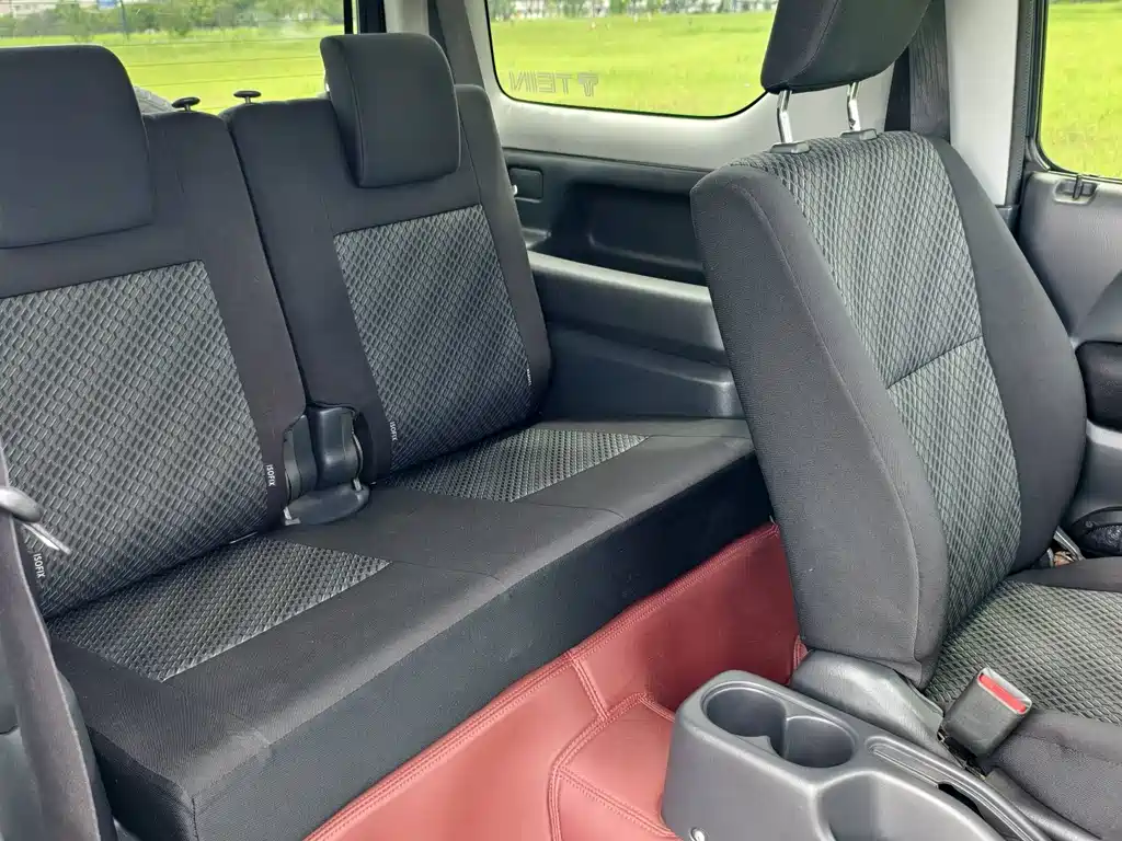 Suzuki Jimny — миниатюра 27