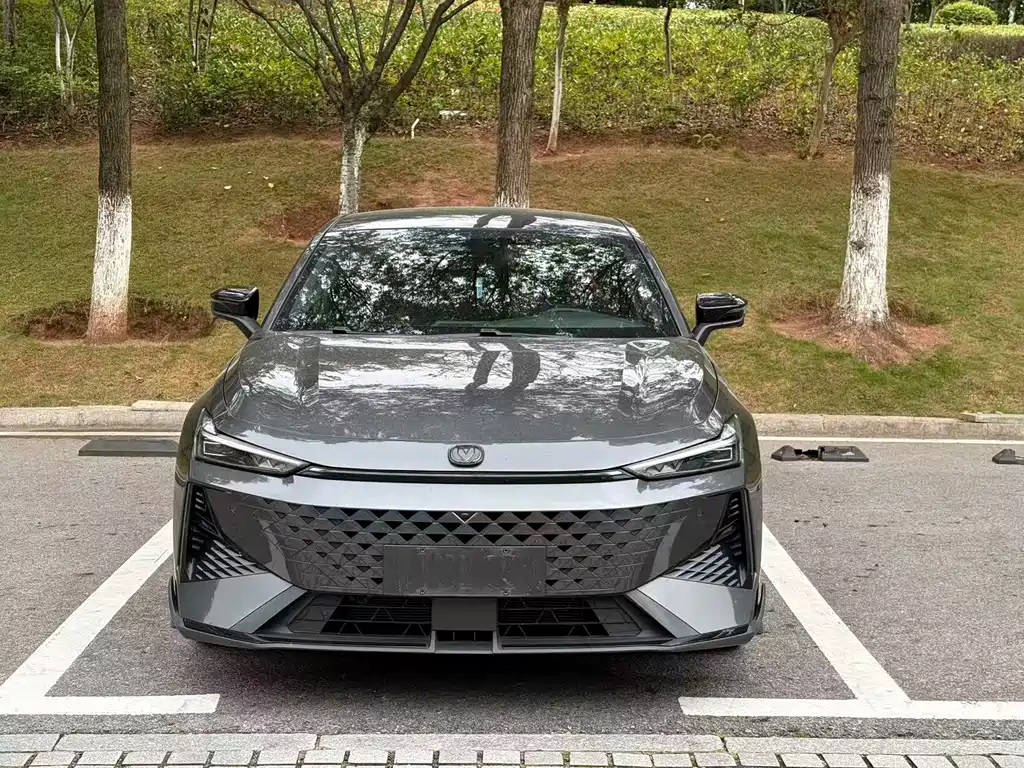 Changan UNI-V — миниатюра 2