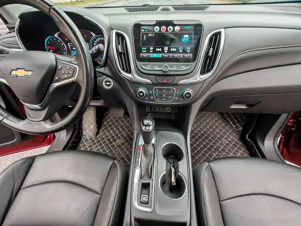 Chevrolet Equinox — миниатюра 15