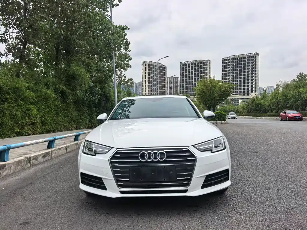 Audi A4L — миниатюра 2