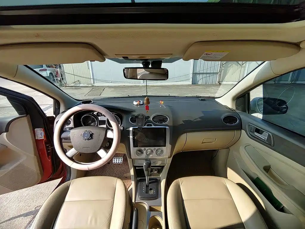 Ford Focus — миниатюра 7