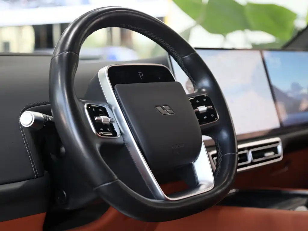 Li Auto Li L9 — миниатюра 9