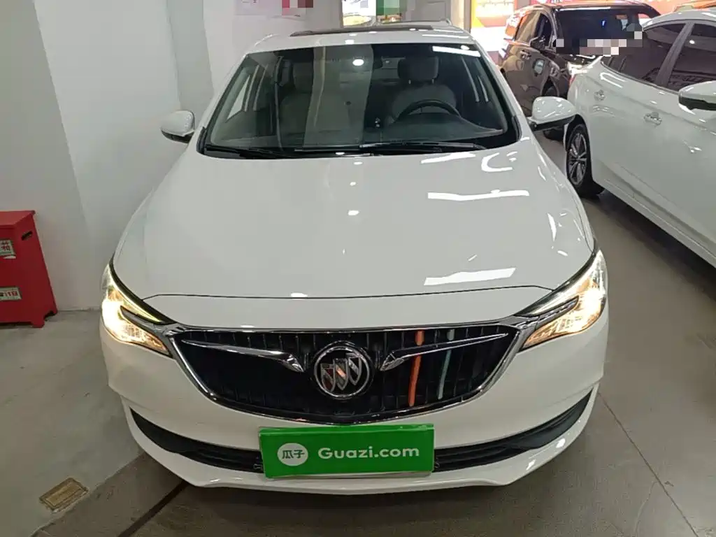 Buick Excelle — миниатюра 3