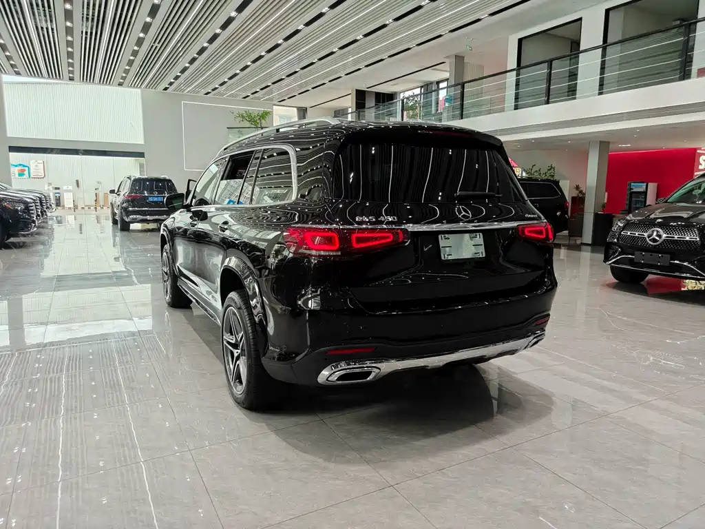 Mercedes-Benz GLS — миниатюра 27