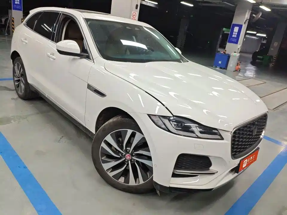 Jaguar F-PACE — миниатюра 3