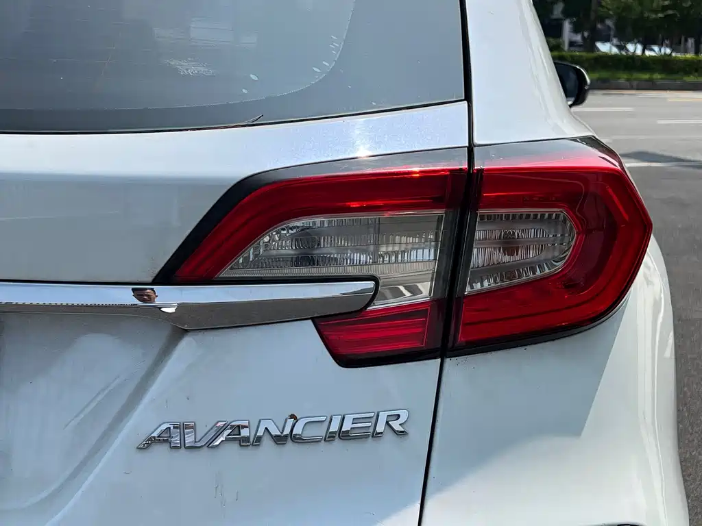 Honda Avancier — миниатюра 10