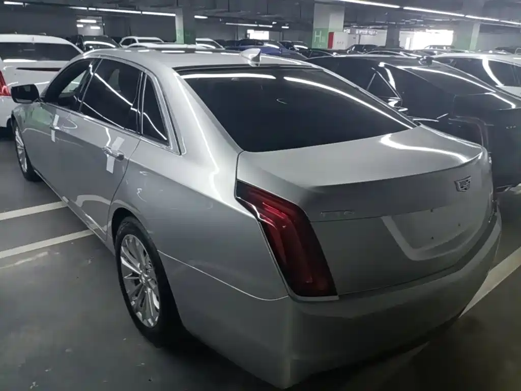 Cadillac CT6 — миниатюра 5