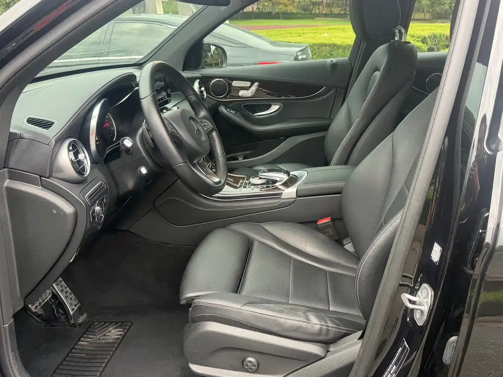 Mercedes-Benz GLC — миниатюра 7