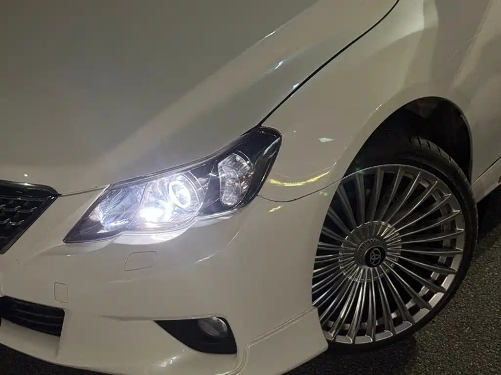 Toyota Reiz — миниатюра 4