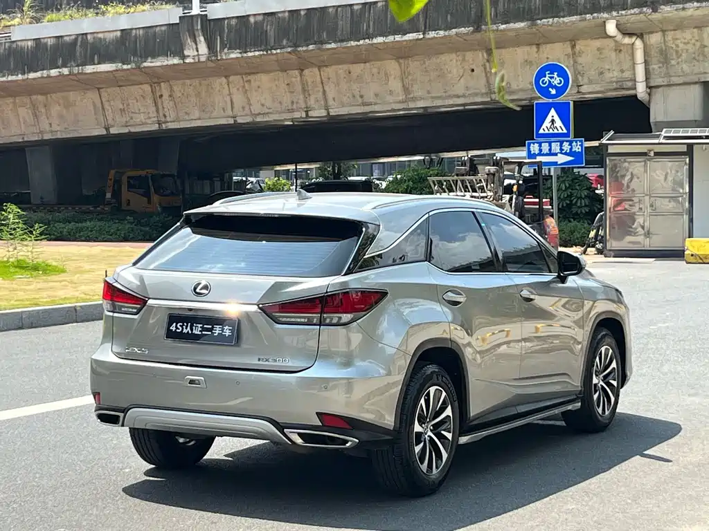 Lexus RX — миниатюра 5