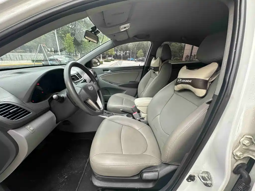 Hyundai Verna — миниатюра 11