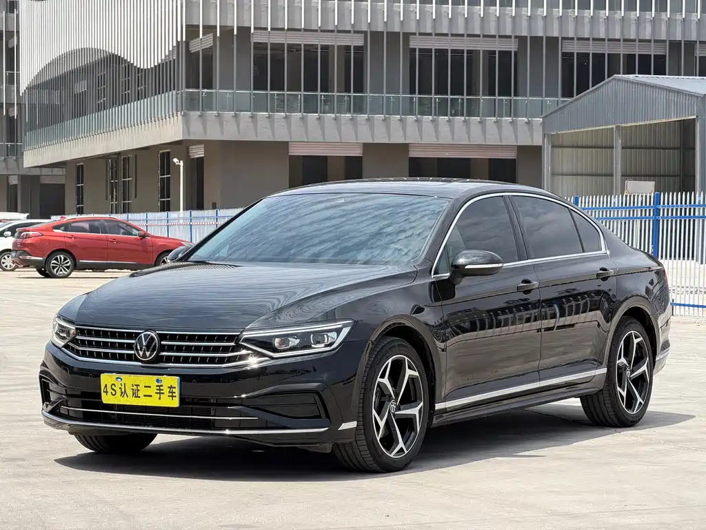 Купить Volkswagen Magotan