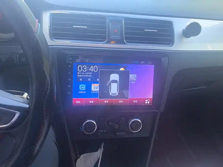 Skoda Rapid — миниатюра 13