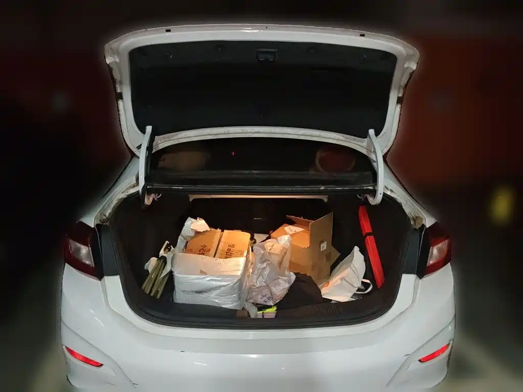 Chevrolet Cruze — миниатюра 16