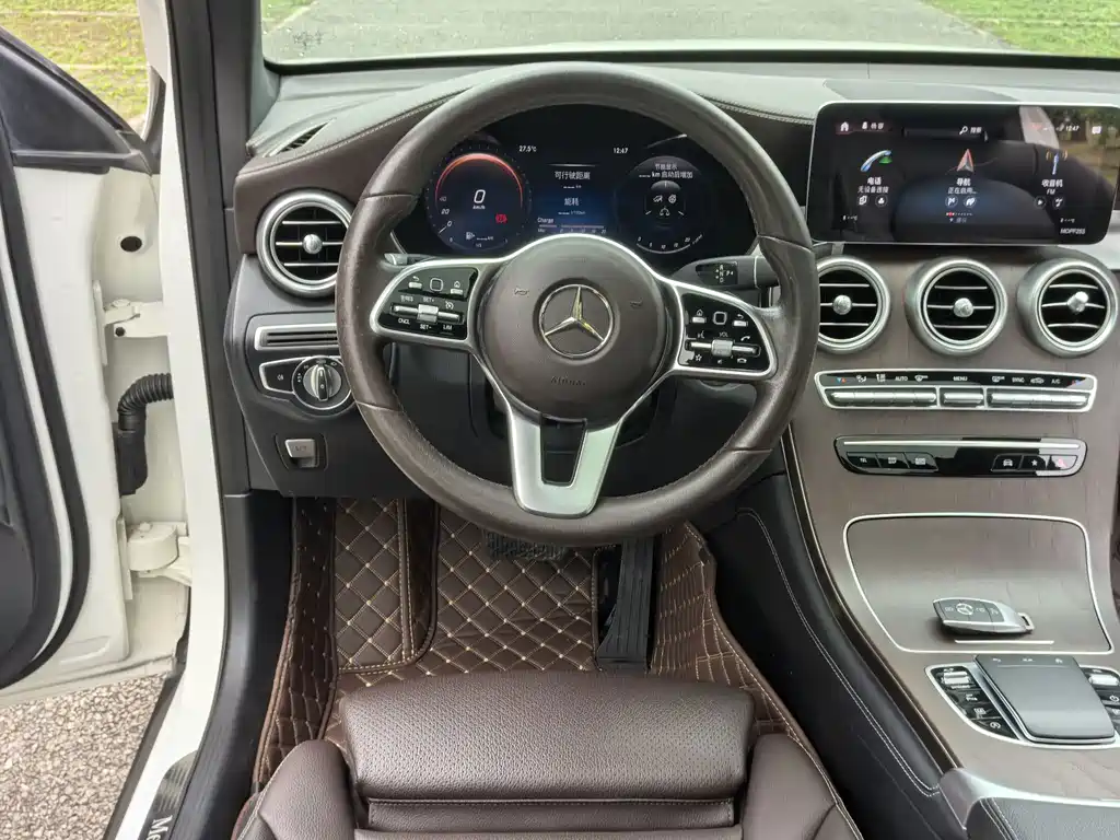 Mercedes-Benz GLC — миниатюра 8