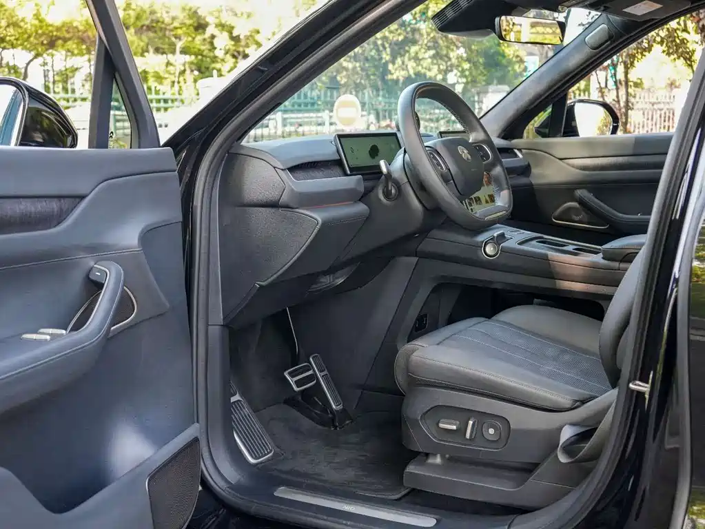 NIO ES8 2024 75kWh Executive