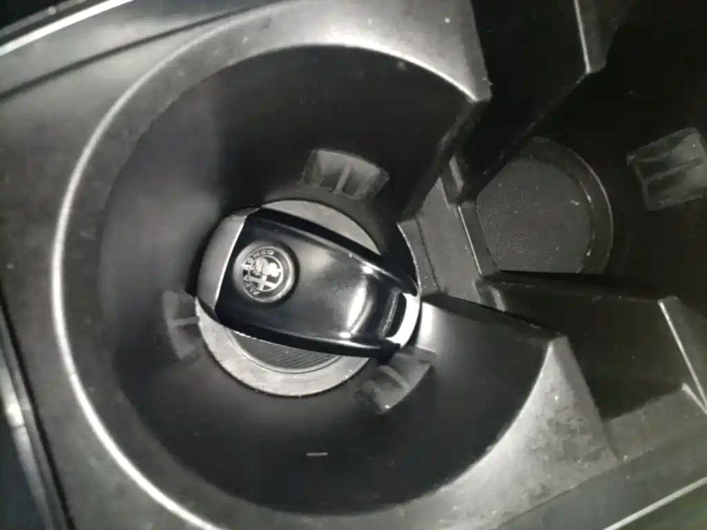 Alfa Romeo Stelvio — миниатюра 9