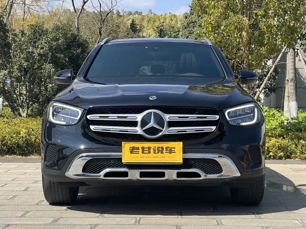 MERCEDES-BENZ GLC