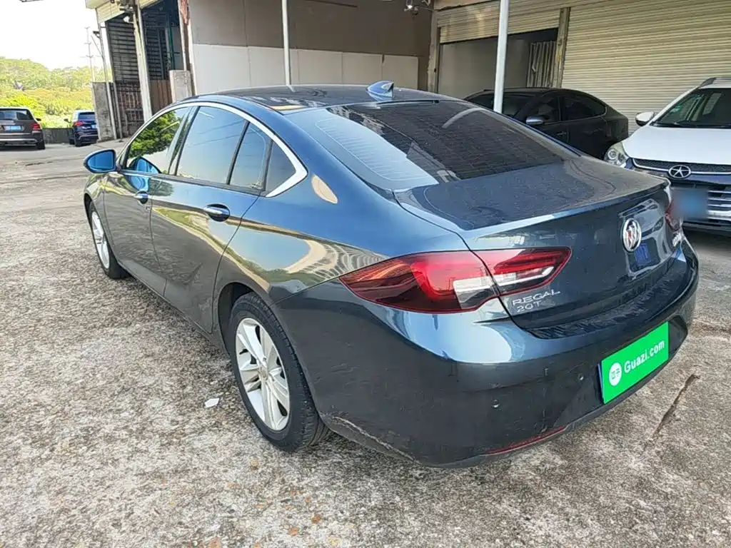 Buick Regal — миниатюра 5