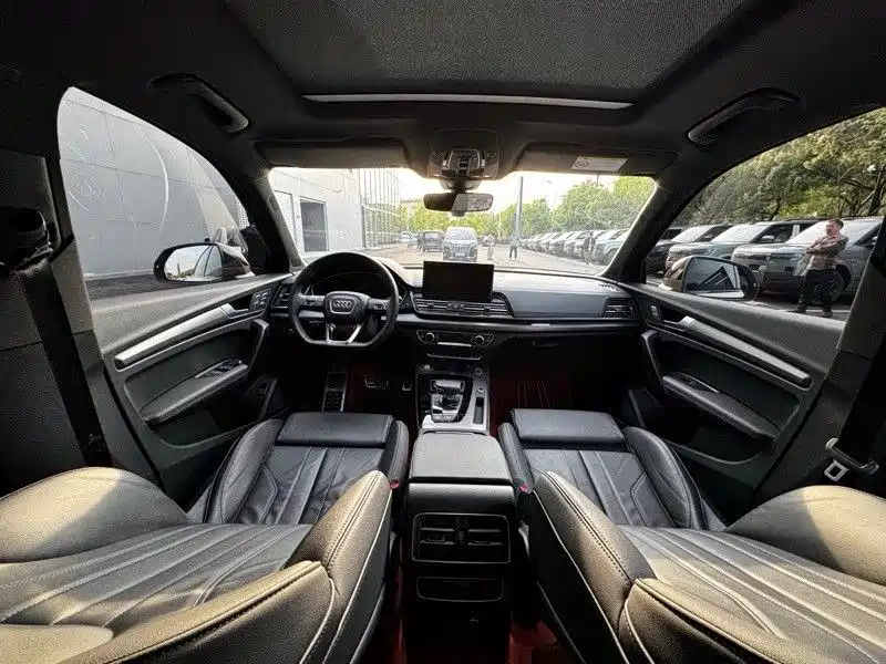 Audi Q5L — миниатюра 5