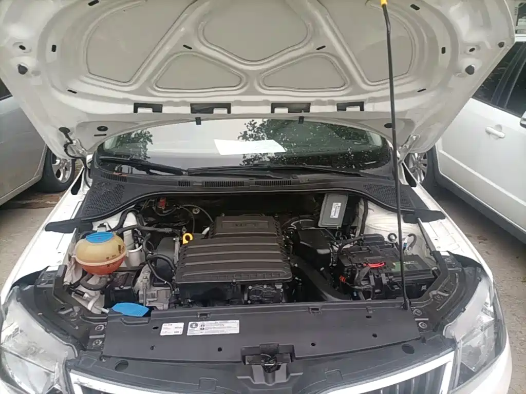 Skoda Rapid Spaceback — миниатюра 20