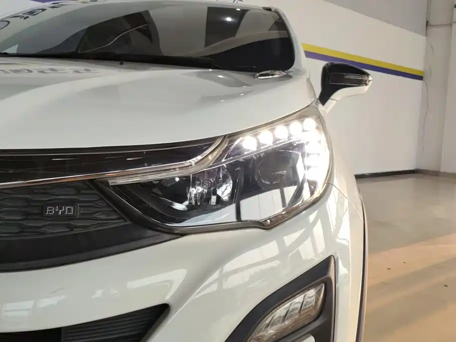 BYD Yuan — миниатюра 5