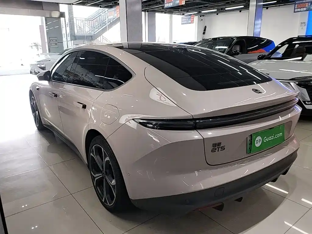 NIO ET5 — миниатюра 5