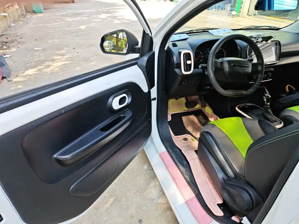Roewe Clever — миниатюра 16