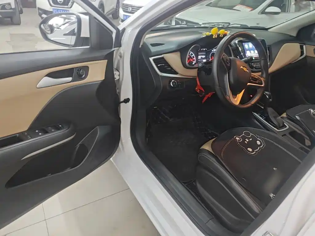 Chevrolet Monza — миниатюра 16
