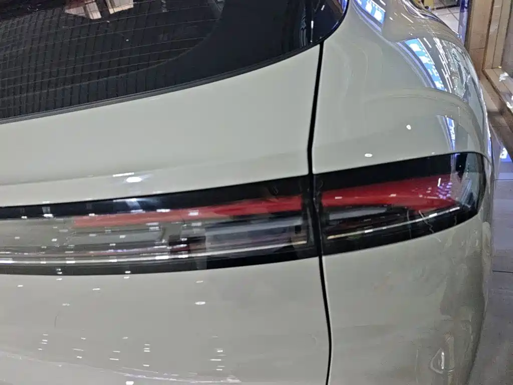 Baojun Yunhai — миниатюра 8