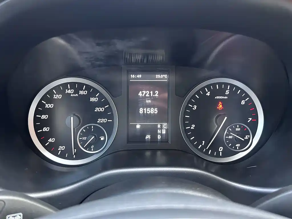 Mercedes-Benz Vito — миниатюра 17