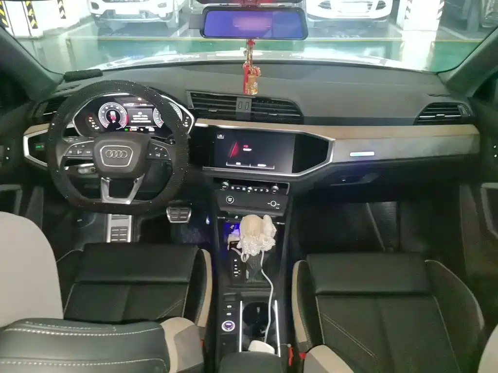 Audi Q3 — миниатюра 10