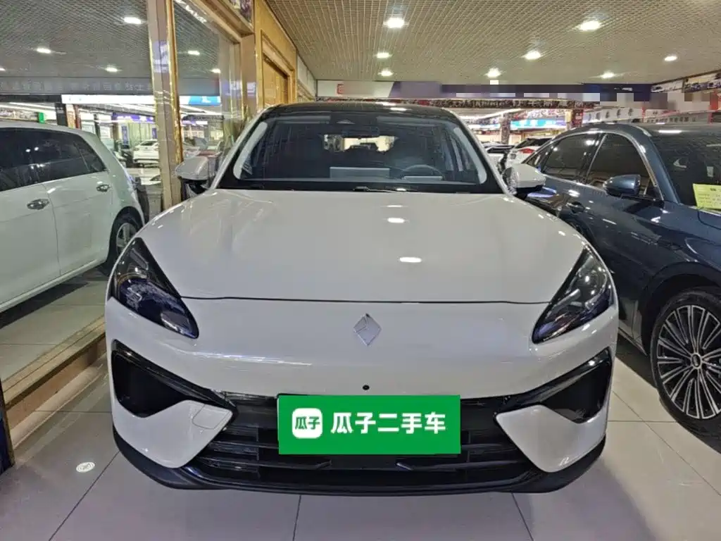 Baojun Yunhai — миниатюра 3