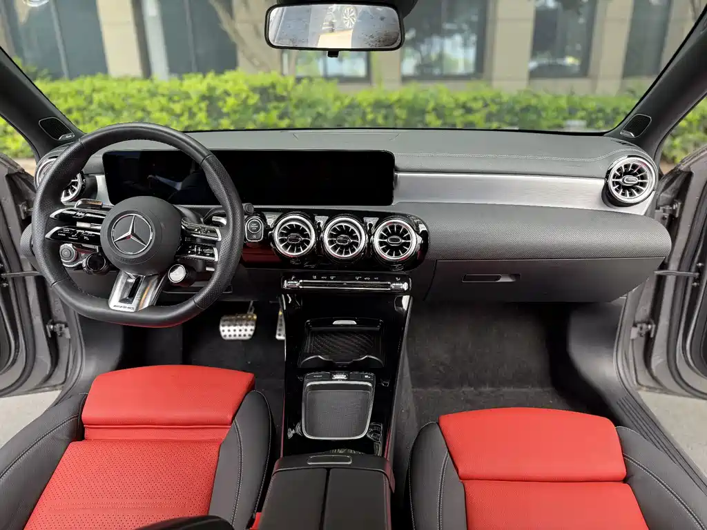 Mercedes-Benz A-Class AMG — миниатюра 5