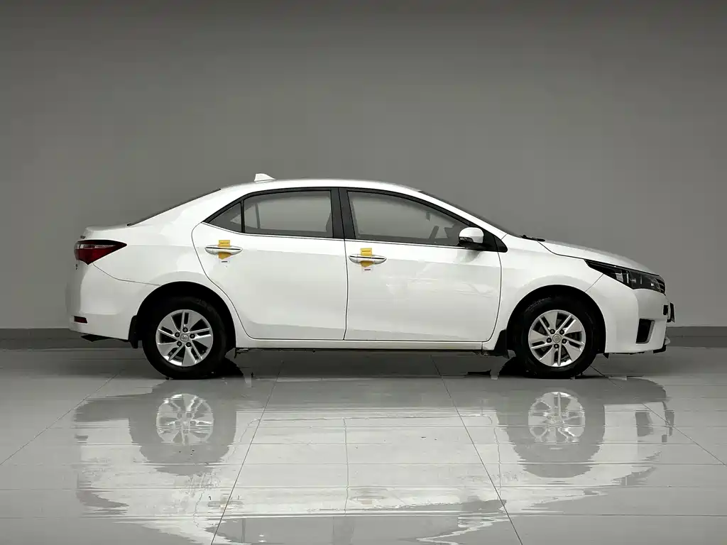 Toyota Corolla — миниатюра 5