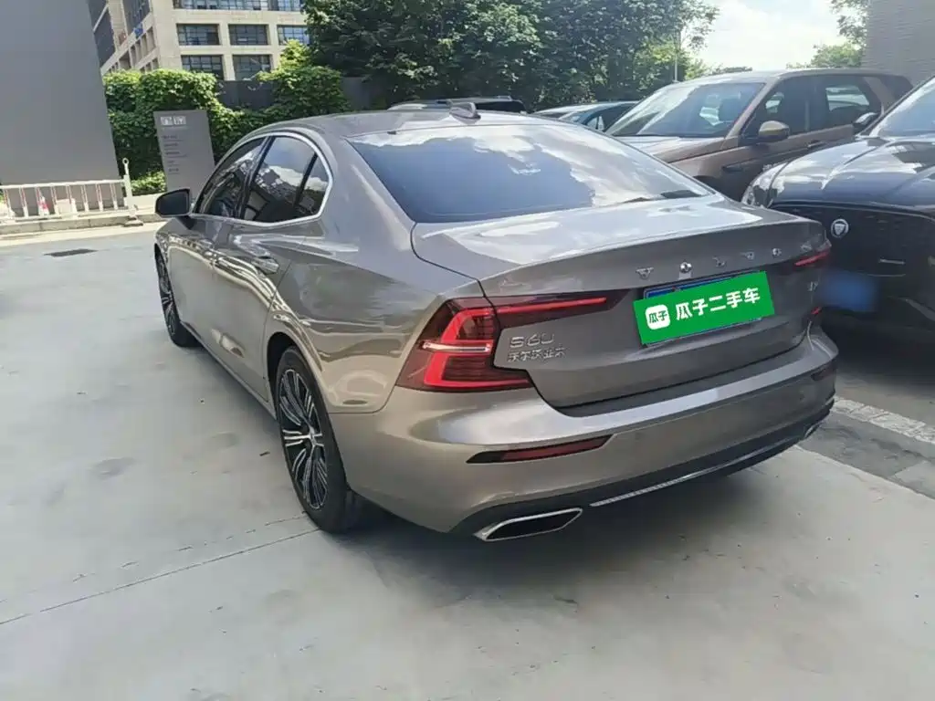 Volvo S60 — миниатюра 5