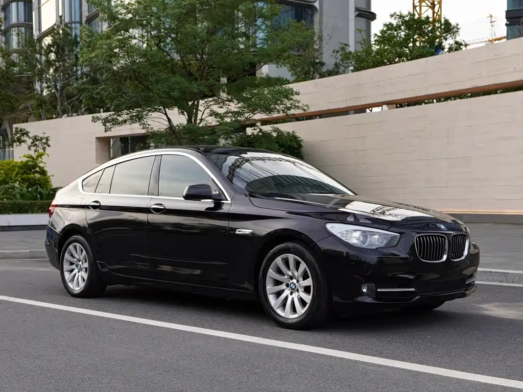 BMW 5 Series GT 535i Leading Type, фото 3