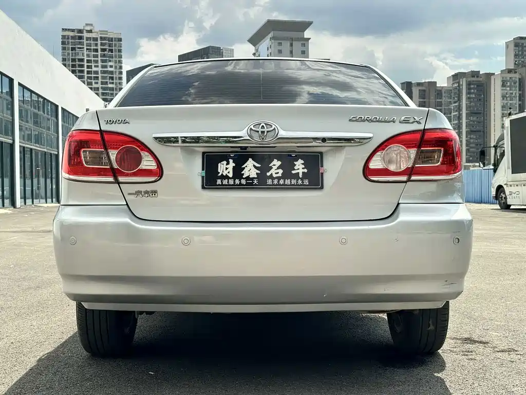 Toyota Corolla — миниатюра 11