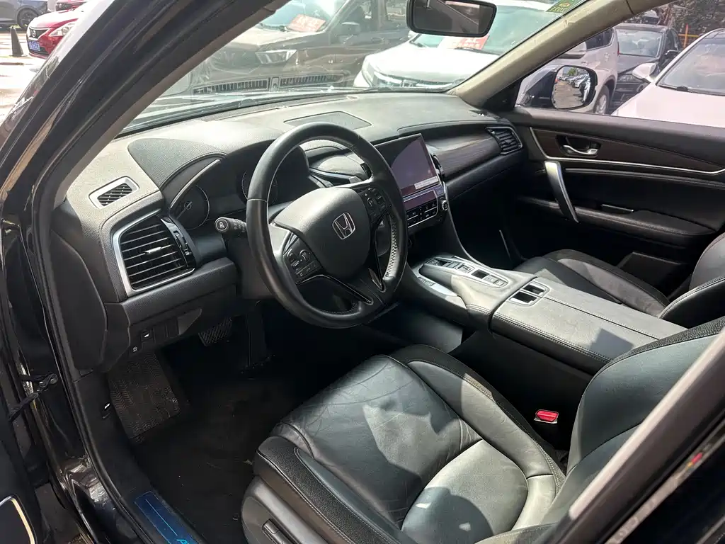 Honda Avancier 2017 370TURBO Luxury