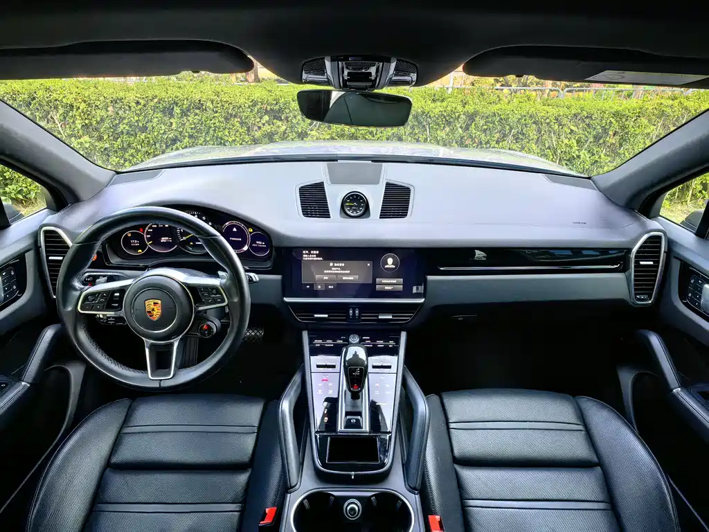 PORSCHE CAYENNE NEW ENERGY