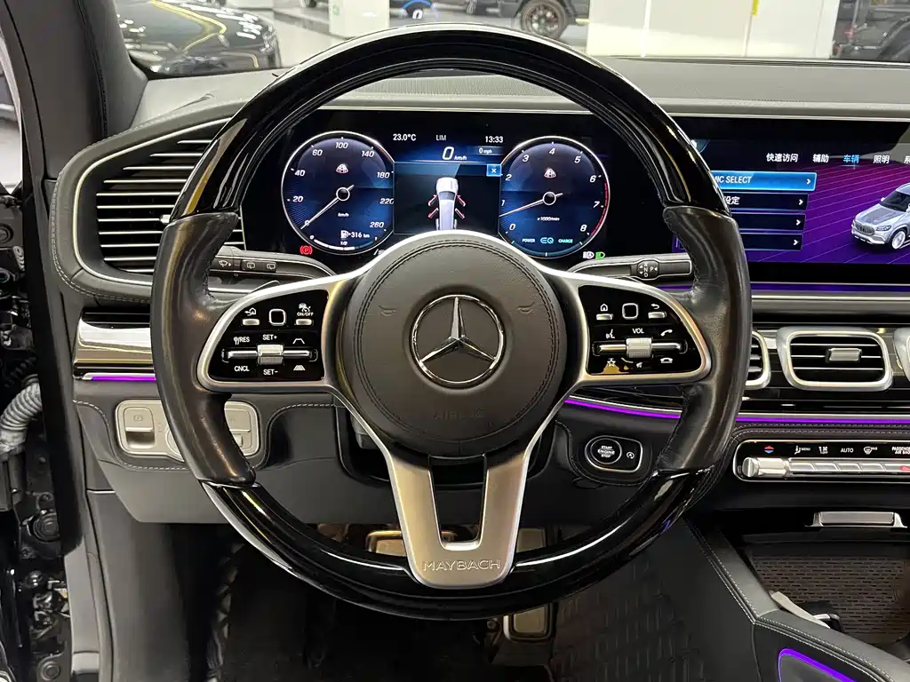 Mercedes-Benz GLS — миниатюра 16