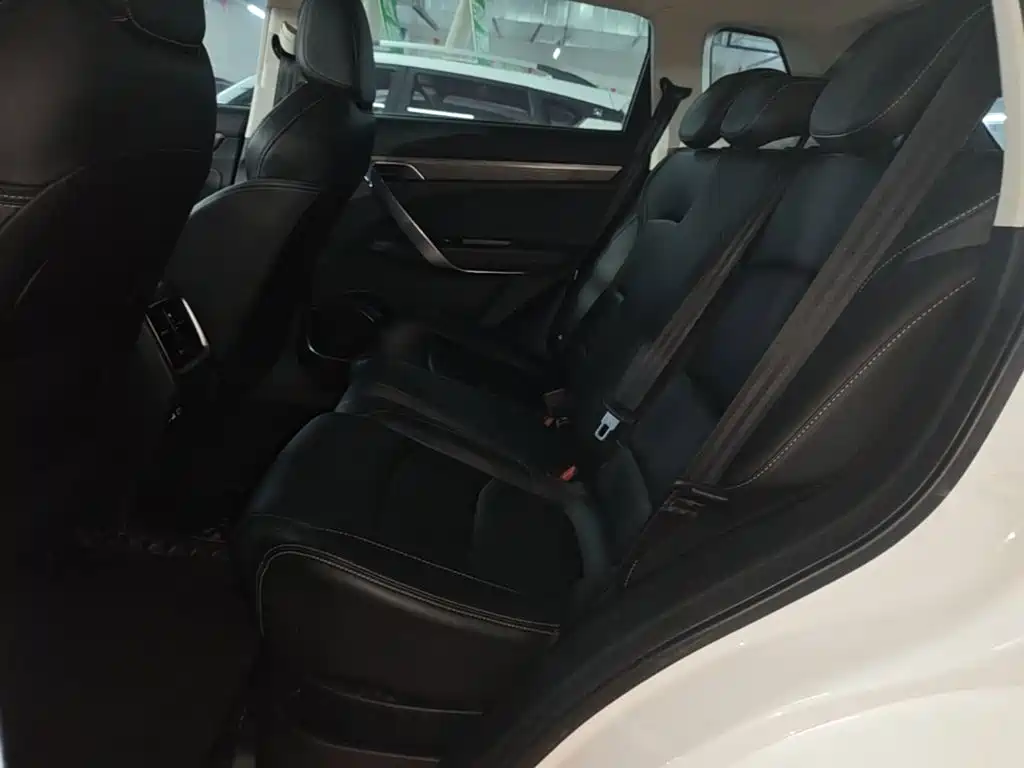 Geely Boyue — миниатюра 17