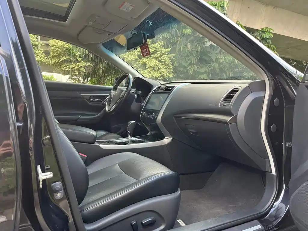 Nissan Teana — миниатюра 23